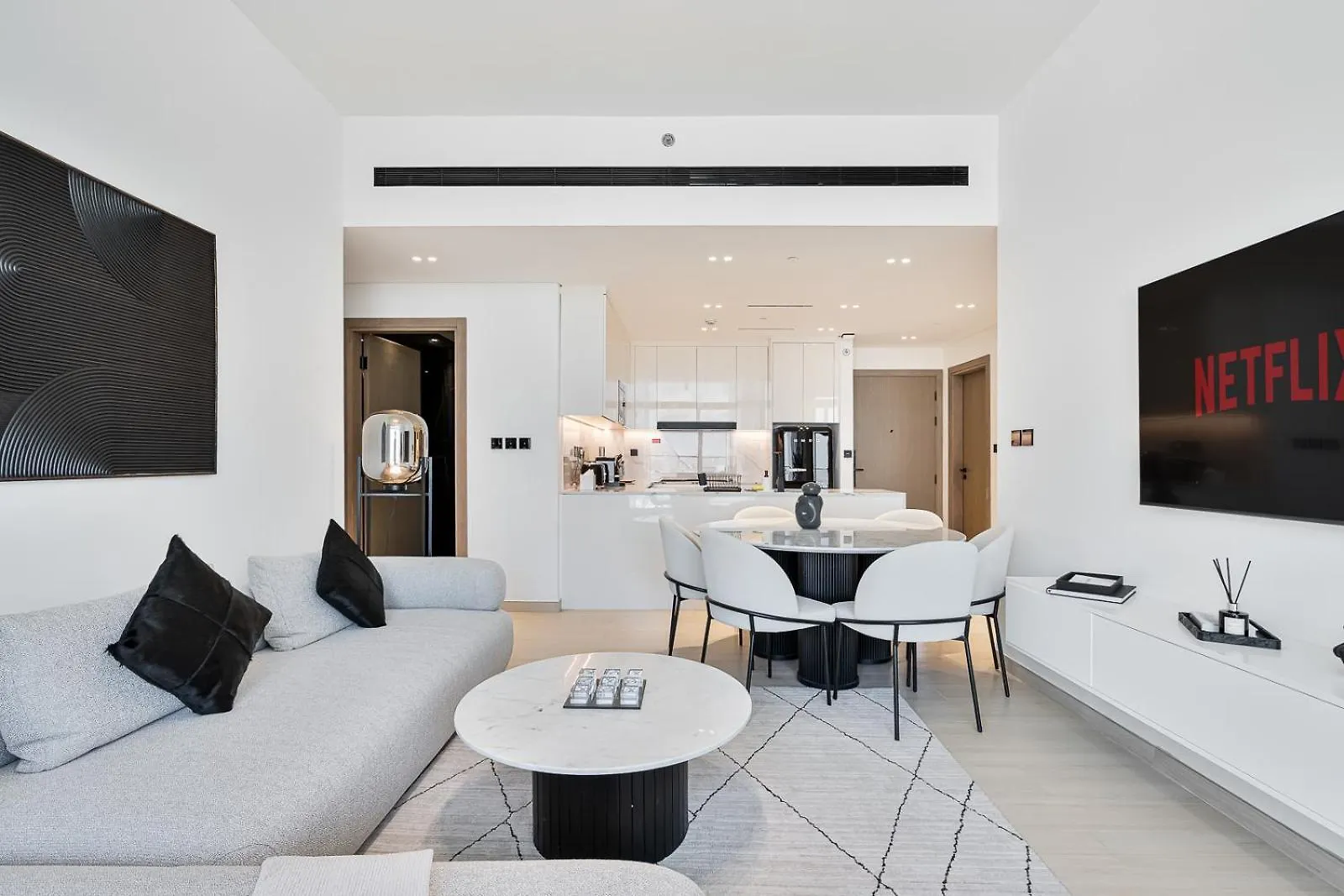 Luxury 3Br Apt With Pool And Gym Dubai